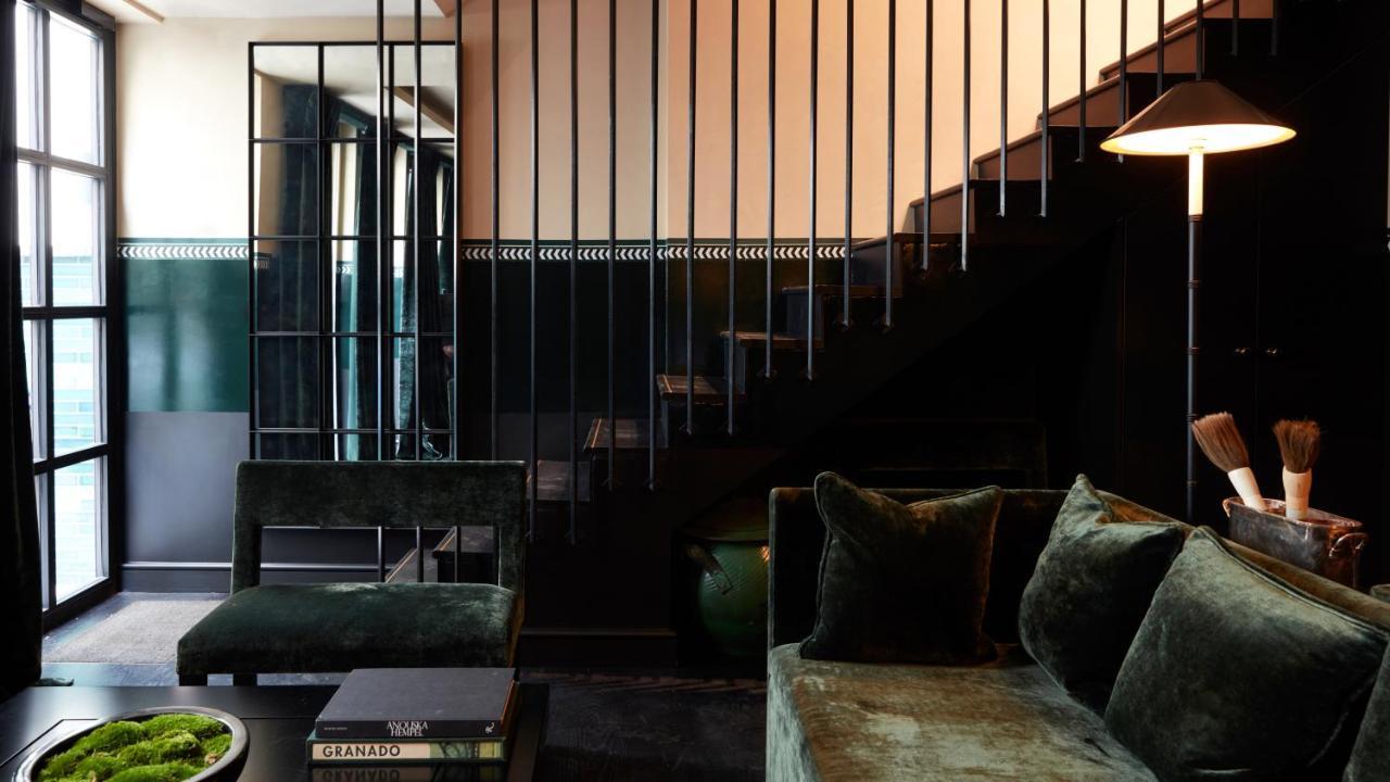 Monsieur George Hotel & Spa - Champs-Elysees Paris Exteriör bild Interior of the hotel