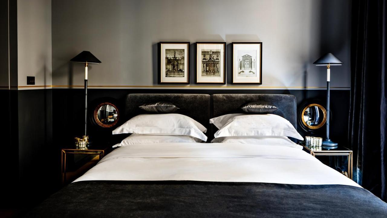 Monsieur George Hotel & Spa - Champs-Elysees Paris Exteriör bild A room at the Hotel Axelmannstein