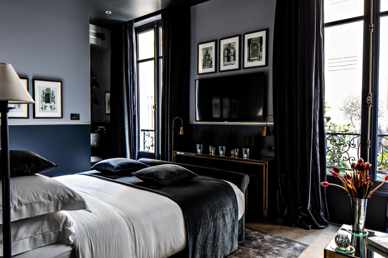 Monsieur George Hotel & Spa - Champs-Elysees Paris Exteriör bild Bedroom in Paris
